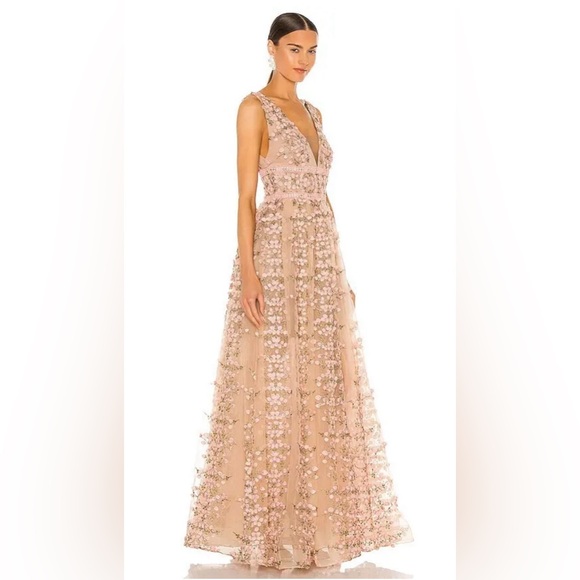 Bronx and Banco Dresses & Skirts - NWOT Bronx and Banco Megan Lace Maxi Dress /Gown in Rose. US Size XS